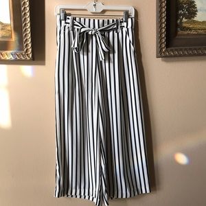 Zara Black & White Striped Wide Leg Pants w/ Bow